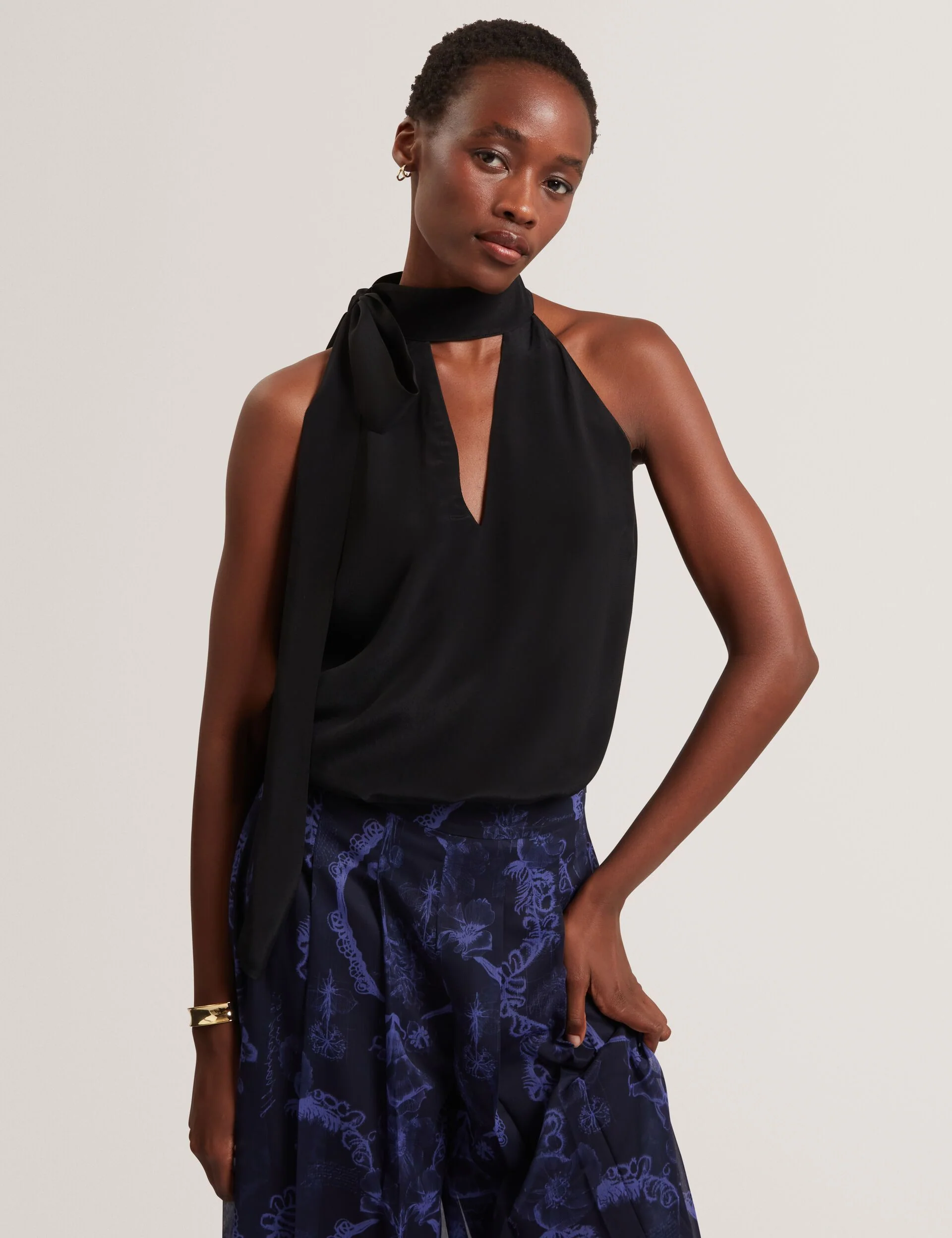 JALII | BLACK