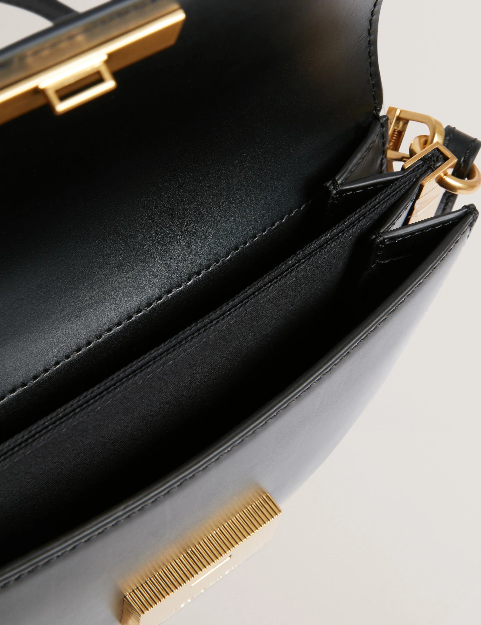 KKASA | BLACK - Image 5