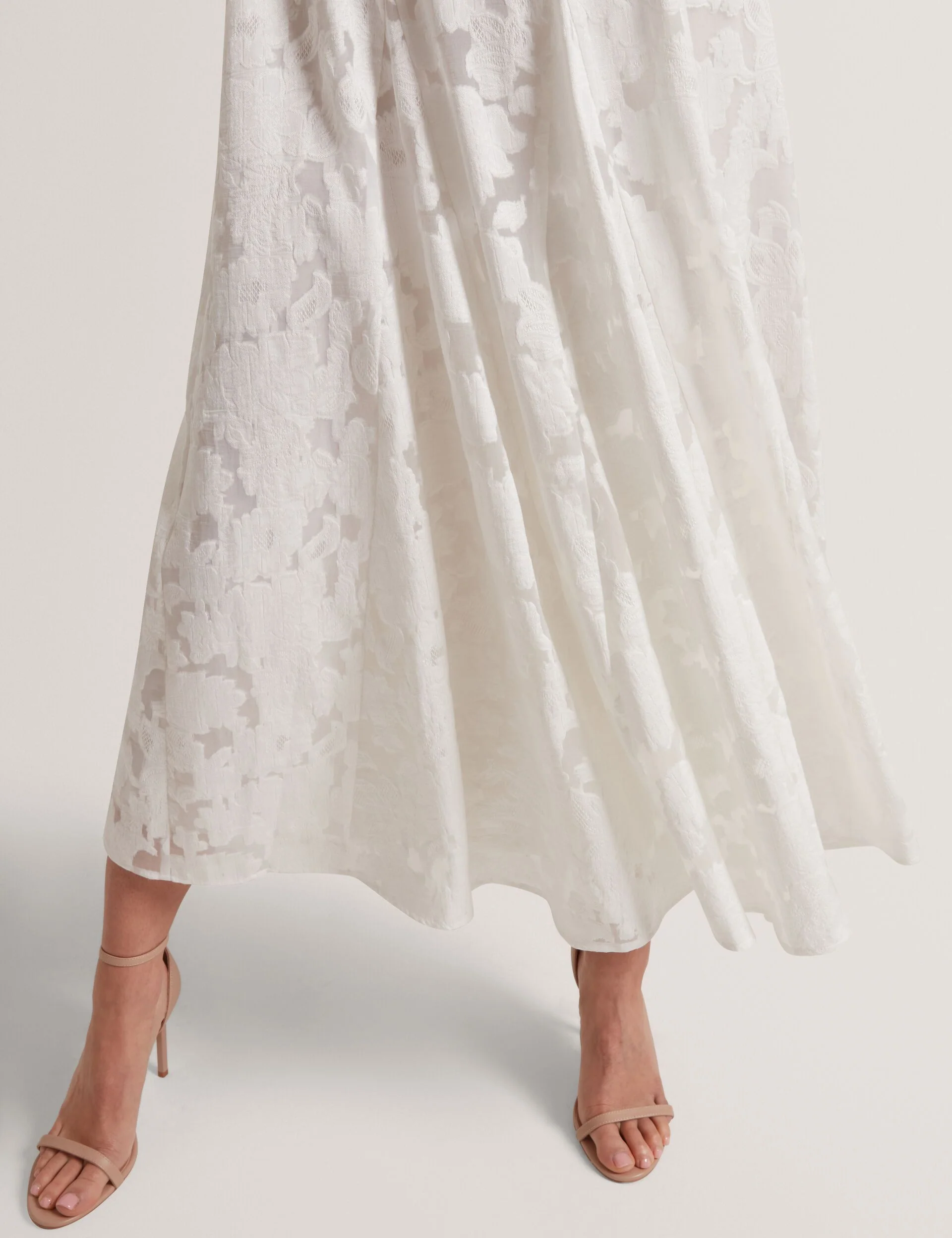 LEESAA | WHITE - Image 5